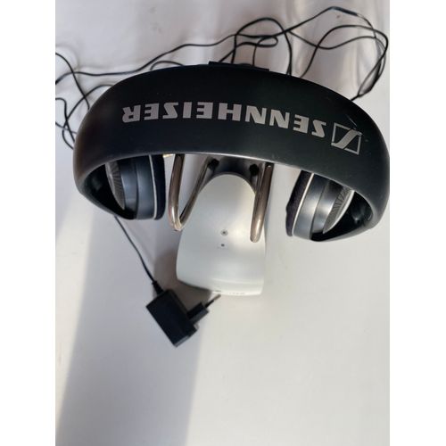 Sennheiser HDR 120 II Ecouteurs Sans Fil portée 150 m Associés au Socle TR 120 pour tous les types de musique moderne et applications TV.