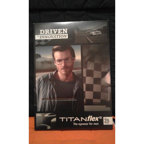 Affiche Titanflex ; David Beckham. 40 Cm De H X 30 Cm De L.