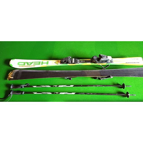 Ensemble Complet Paire De Ski Enfant Head Supershape 130 Cm + Fixation Chaussures Assorti + Bâtons Noir 1,05m