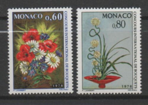 Monaco: 2 Timbres N° 1035 Et 1036 Pour Le Concours International De Bouquets De 1976