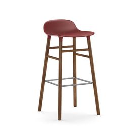 Normann Copenhagen Tabouret Form Barstool H 75 Cm Avec Piètement En Noyer (Rouge - Polypropylène Et Noyer)