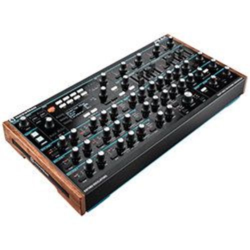 Novation Peak - Synthétiseur Polyphonique 8 Voix