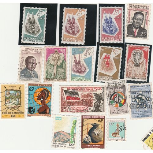 18 Timbres De Haute Volta