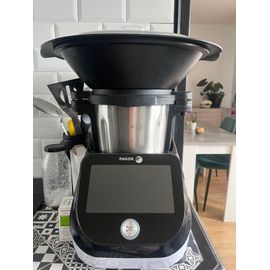 Robot multifonction Fagor avec tout les ustensiles
