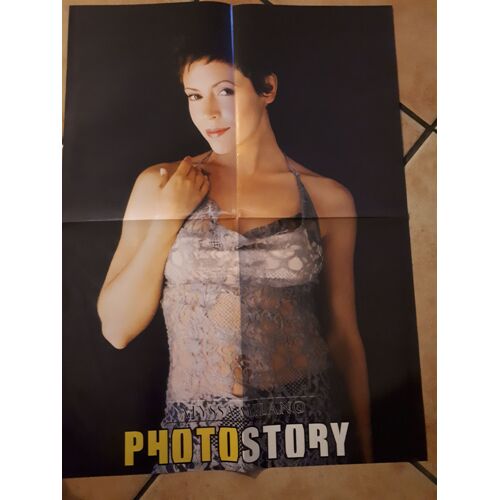 Poster Alyssa Milano/Charmed 4 Pages