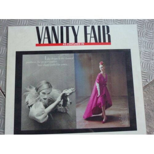 Panneau Publicitaire Vanity Fair Givenchy