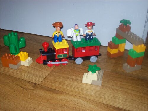LEGO DUPLO 5659 - TOY STORY 3 LA POURSUITE EN TRAIN