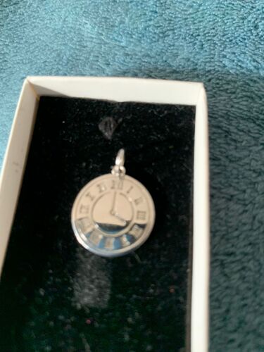 Pendentif Rond Forme Pendule En Argent 925 Marque Agatha Paris