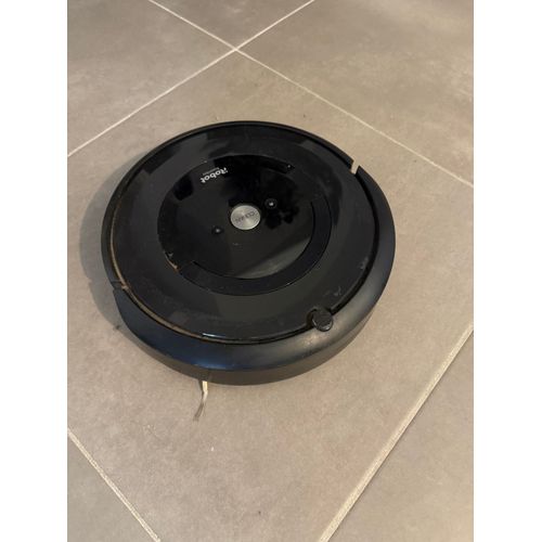 Aspirateur robot Irobot Roomba 676