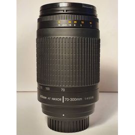 Nikon 70-300mm f/4-5,6 G - AF Nikkor - monture AF - 70mm 300 mm 1:4-5.6