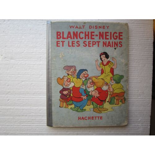 Blanche-Neige Et Les Sept Nains. Livre Pour Enfants Illustre Par Walt Disney