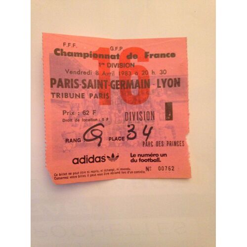 Billet Psg/Lyon Du 8/04/1983 Tribune Paris