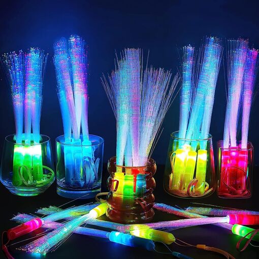 Les bâtons lumineux mousse led fluo sont des gadgets lumineux personnalisable pour les concerts événementiel