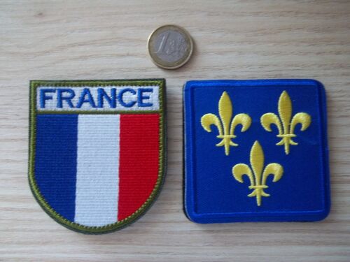 Lot 2 Écussons Insignes Drapeau Français Et Fleur-De-Lys Collection