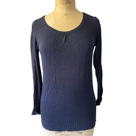 Pull Manches Longues Femme Taille : 2/M Marque : Promod, Couleur : Bleu Marine, Matière : 40% Nylon,40% Viscose20% Coton Largeur : 40 Cm, Hauteur 68 Cm, Très Bon État Général,