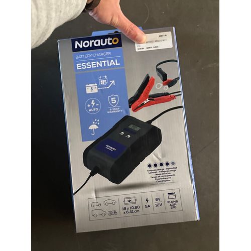 Norauto Chargeur De Batterie De Voiture Essential - 6 À 12v - 5a - Plomb