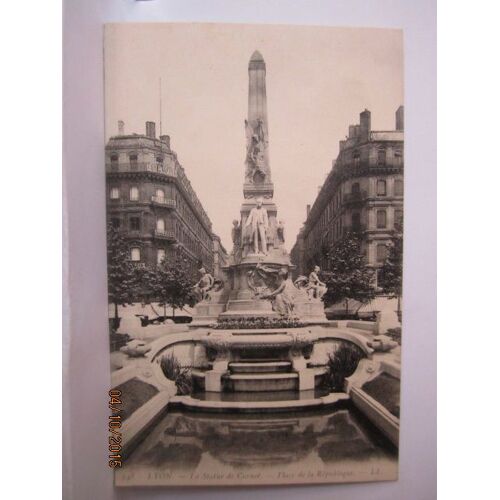 Cpa 69 Lyon La Statue Carnot - Place De La République - Non Écrite