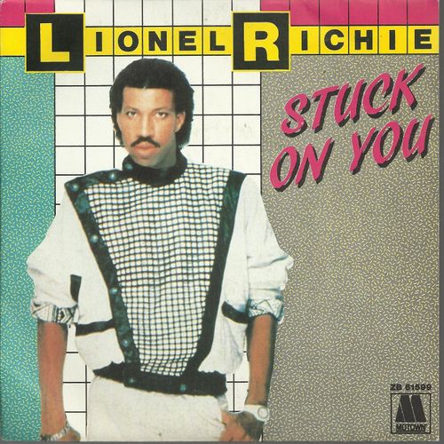 Stuck On You (Lionel Richie) 3'11  /  Round And Round (Lionel Richie - D. Cochrane) 4'48
