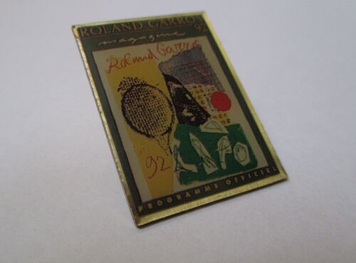 Pin's Tennis / Roland Garros Magazine 1992 (Signé Fft)