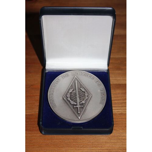 Medaille De Table En Relief Modele Finition Vieil Argent En Metal :  Inspection De L'armee De Terre Dans Coffret