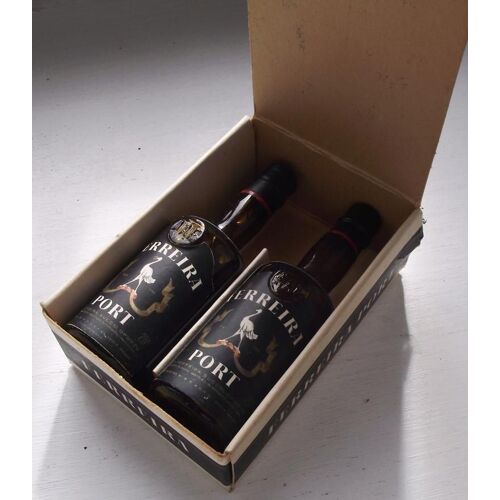 Lot De 2 Mignonettes Et La Boîte.Ferreira Port.Superior Tawny