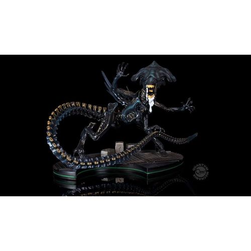 Alien Figurine Q-Fig Max Elite Alien Queen 18 Cm