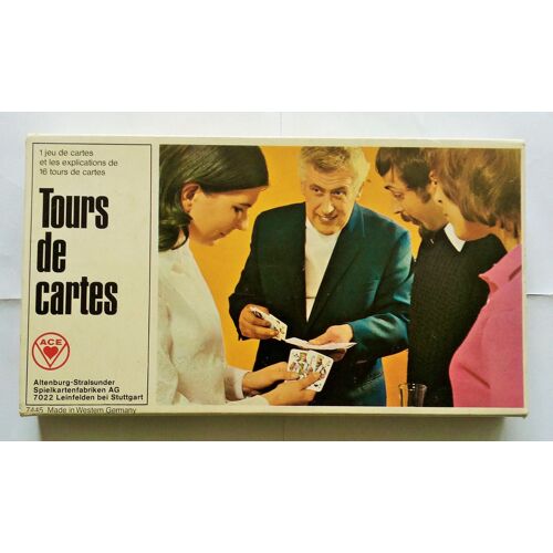 Jeu "Ace" N°7445 : "16 Tours De Cartes" De Altenburg Stralsunder (À Leinfelden Bei Stuttgart En Allemagne) Des Années 70 : Un Jeu De 34 Cartes Et 16 Notices D'instructions