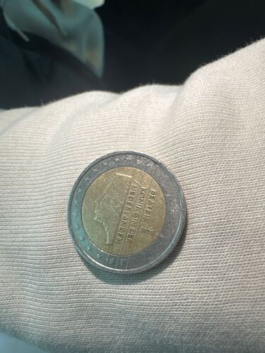 Pièce De 2 Euros Très Rare - Béatrix Koningin Der Nederlanden Années 2000