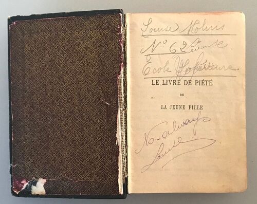 Le Livre De La Piete De La Jeune Fille