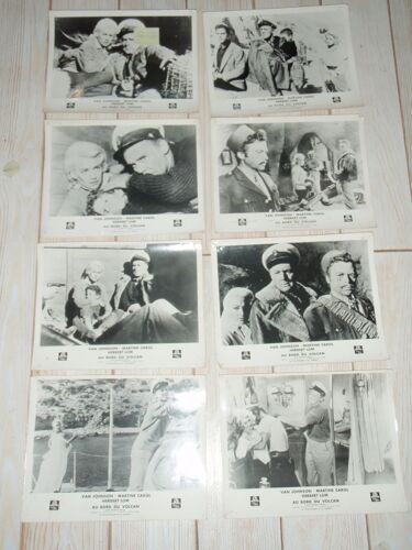 Au Bord Du Volcan -1957 - 13 Photos Cartonnées - Martine Carol - Terence Young