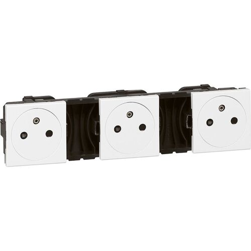 Prise 2P+T affleurante Mosaïc Legrand 3x 2P+T - dispo 48h
