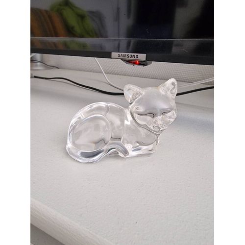 Chat allongé en cristal de Baccarat