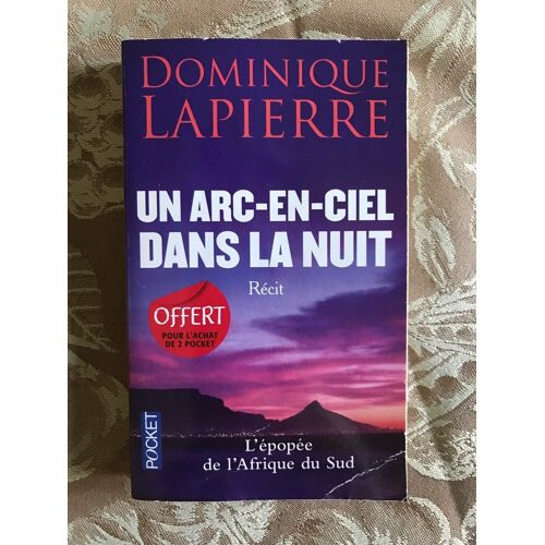 Un Arc-En-Ciel Dans La Nuit