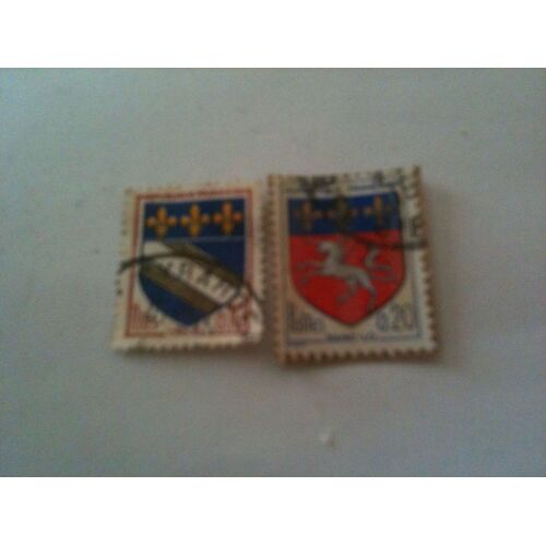 Lot De 2 Timbres Armoiries Villes France