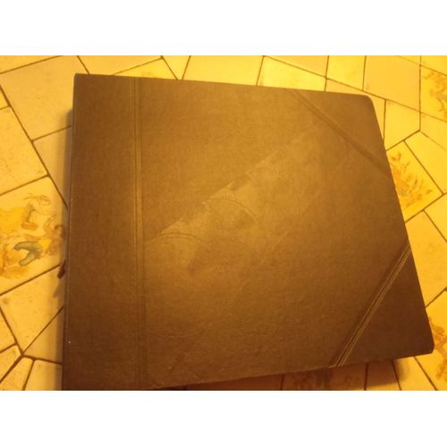 Classeur Contenant 11x78t Grande Messe Des Morts 2x78t Magnificat Et 2x78 Le Roi David