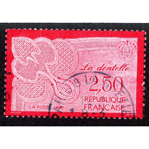 Timbre : 1990 La Dentelle,République Française,La Poste,2,50