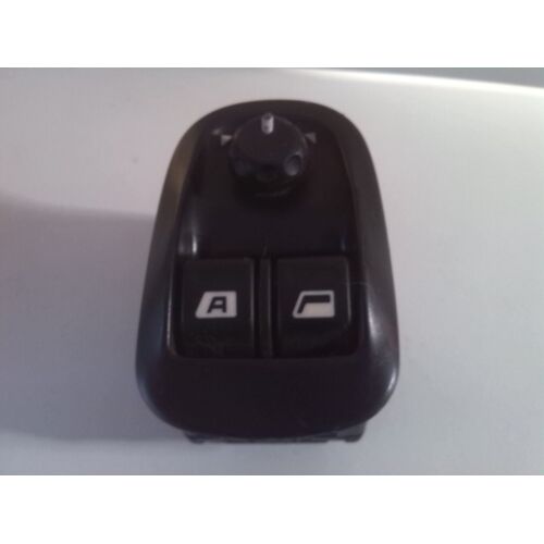 Bouton De Lève Vitre Avec Commande De Rétroviseur Peugeot 206