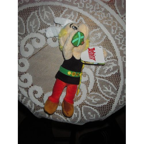 Peluche Astérix Buvant Sa Potion, Les Éditions Albert René ,Coloris Multicolore ,Yeux Brodés ,Dimensions :25.5 X 11.5 X 12.5 Cm .Nb: " ( Pas D'envoie En Mode Normal )".