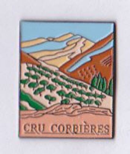 Pin's Vins - Les Vignes Du Cru Corbières - Émail Egf 6 Couleurs, Superbe !