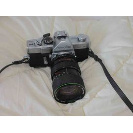 Minolta SR-1s avec  zoom 28/80