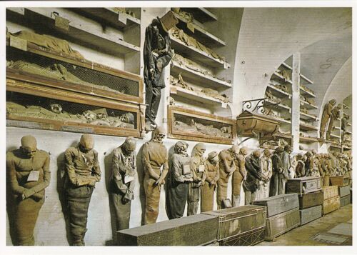 Palerme, " Catacombes Des Capucins : Couloir Des Hommes ", Sicile.