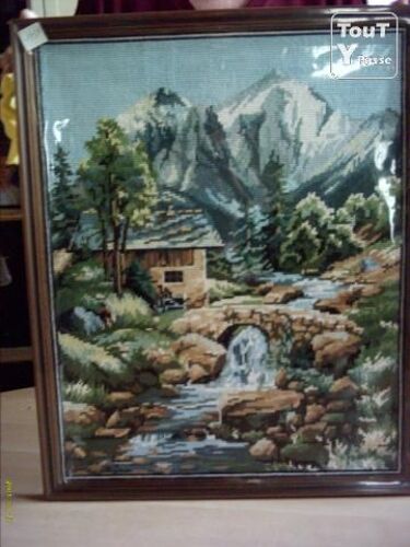 Canevas  " Paysage De Montagne ".  Fait Main Et Encadré.