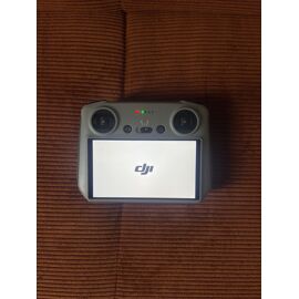 Radiocommande Dji Rc + Deux Batteries Et Chargeur ( Utilisés Autrefois Pour Dji Mini Pro 3 ) -Dji