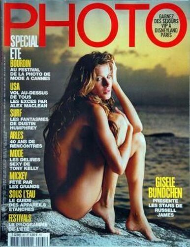 Photo N° 461 Du 01/07/2009 - Special Ete  -   Bourdin A Cannes -  Usa  -   Les Exces Par Alex Maclean - Surf  -   Dustin Humphrey - Arles   -   40 Ans De Rencontres - Mode   -   Les Delires Sexy De Tony Kelly - Sous L'eau  -   Appareils Etanches -...