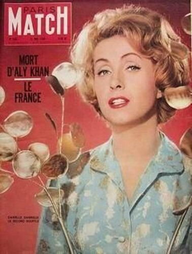 Paris Match N° 580 Du 21/05/1960 - Mort D'aly Khan Le France Danielle Darrieux - Le Second Souffle Francis Powers L'espion Du Ciel La Religion En Pologne Lancement Du France Le Livre D'heures De Westminster Mariage Du Prince Andre De Bourbon-Parme...