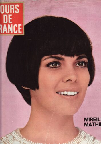 Jours De France / 25-11-1967 N°680 : Mireille Mathieu (2p) - Johnny Hallyday (6p) - Grace Kelly (2p)
