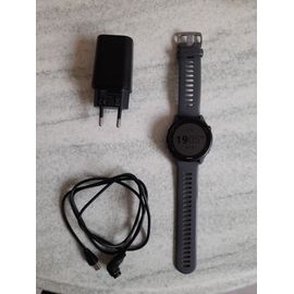 Montre Forerunner 255 avec son chargeur