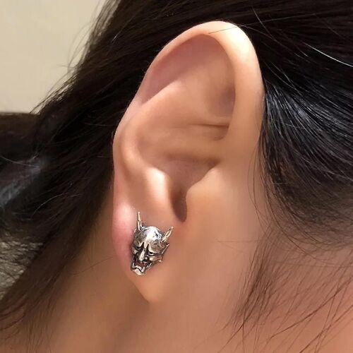 Alliage Retro Devil Skull Mask Boucles D'oreilles Déclaration Boucles D'oreilles Sur L'oreille Bijoux Cadeau