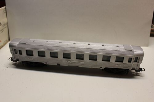 Voiture Inox Lima Le Mistral Paris Nice-Lima