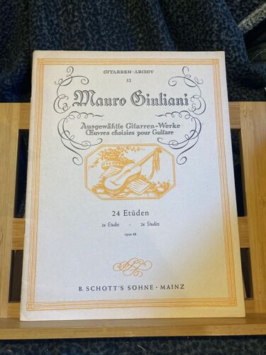 Mauro Giuliani 24 Études Pour Guitare Opus 48 Partition Éditions Schott 32